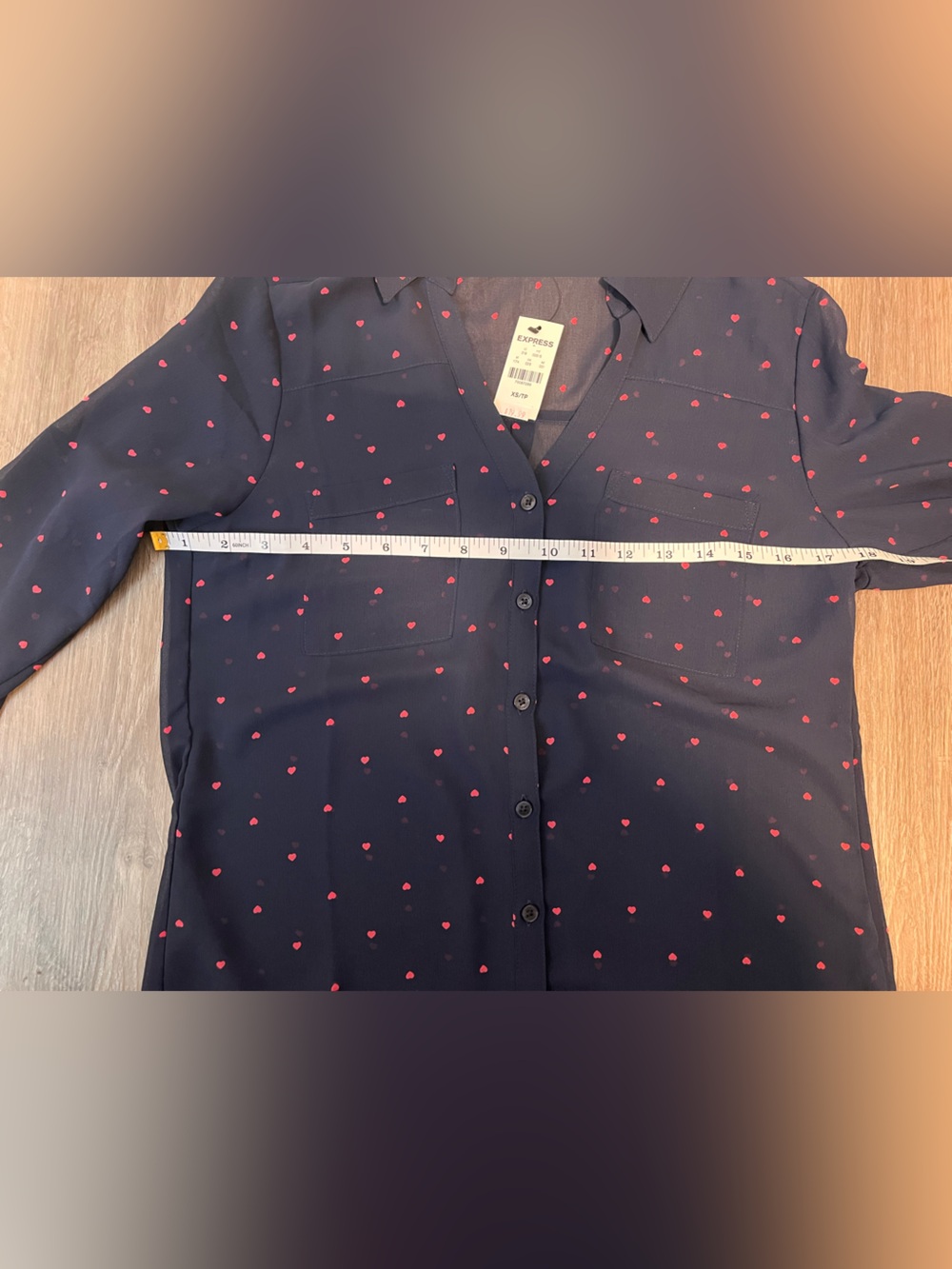 Express Navy Portofino Shirt with Pink Heart Print NWT - Picture 4 of 6